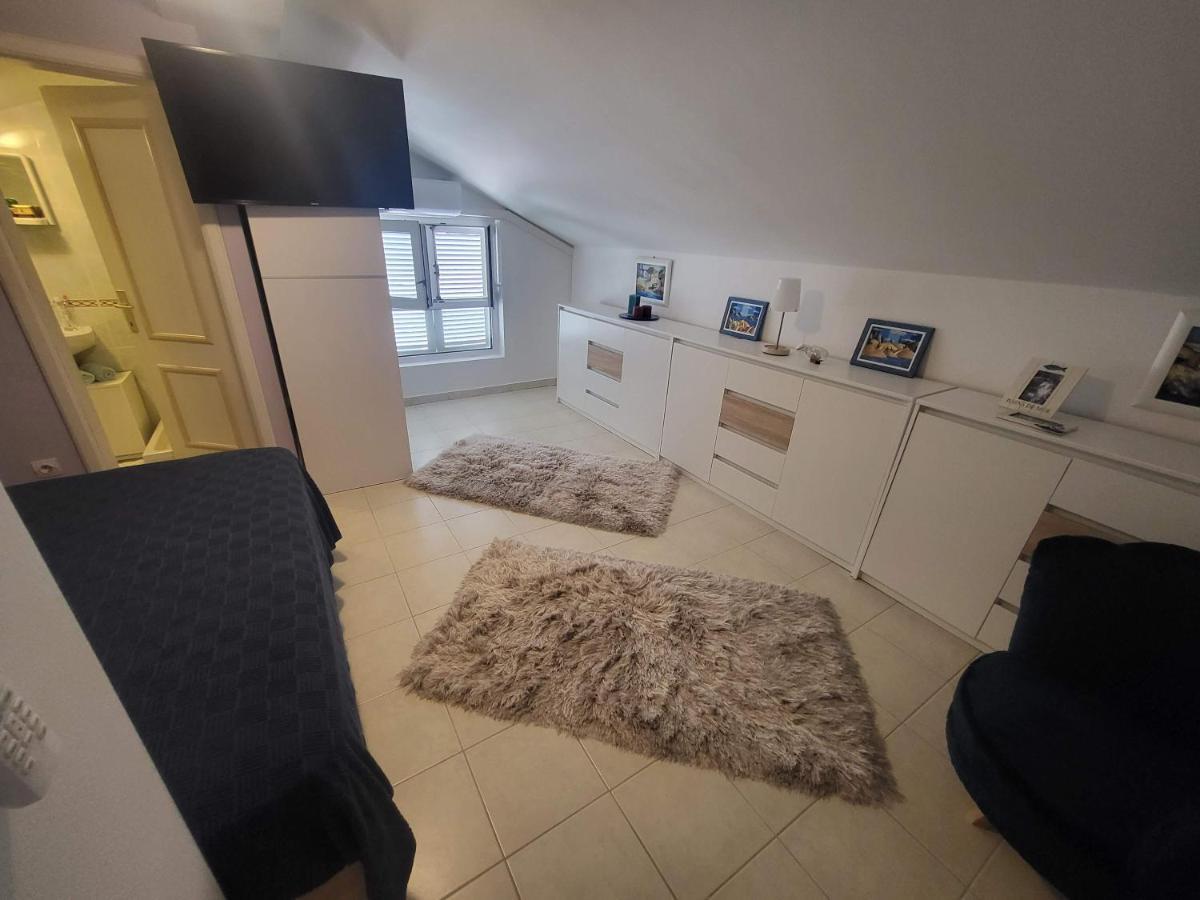Sea View Novalja Apartment ภายนอก รูปภาพ